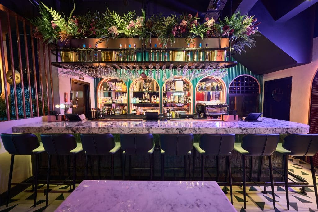 Isabel's restaurant interior